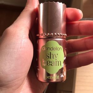 Benefit dandelion shy beam
